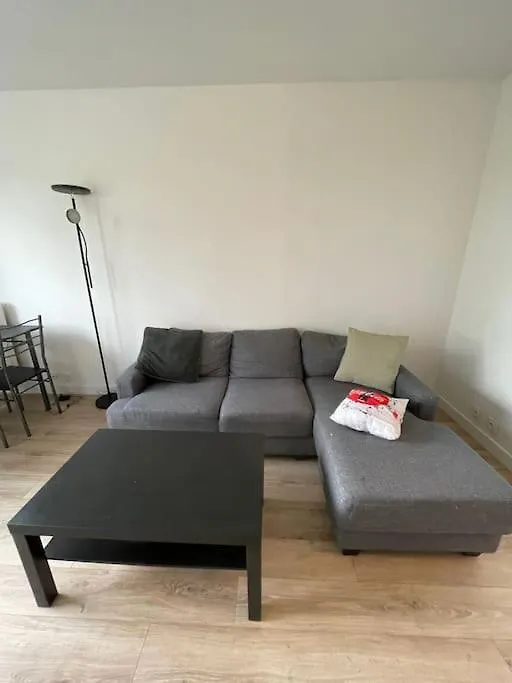 Appartamento Grand Studio Amenage En T2 Parigi