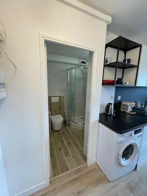 Appartamento Grand Studio Amenage En T2 Parigi Francia